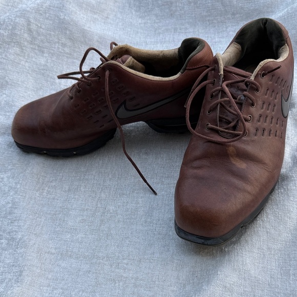 Nike Other - Nike Tiger Woods Men's Brown Leather Lace-Up Golf Shoes